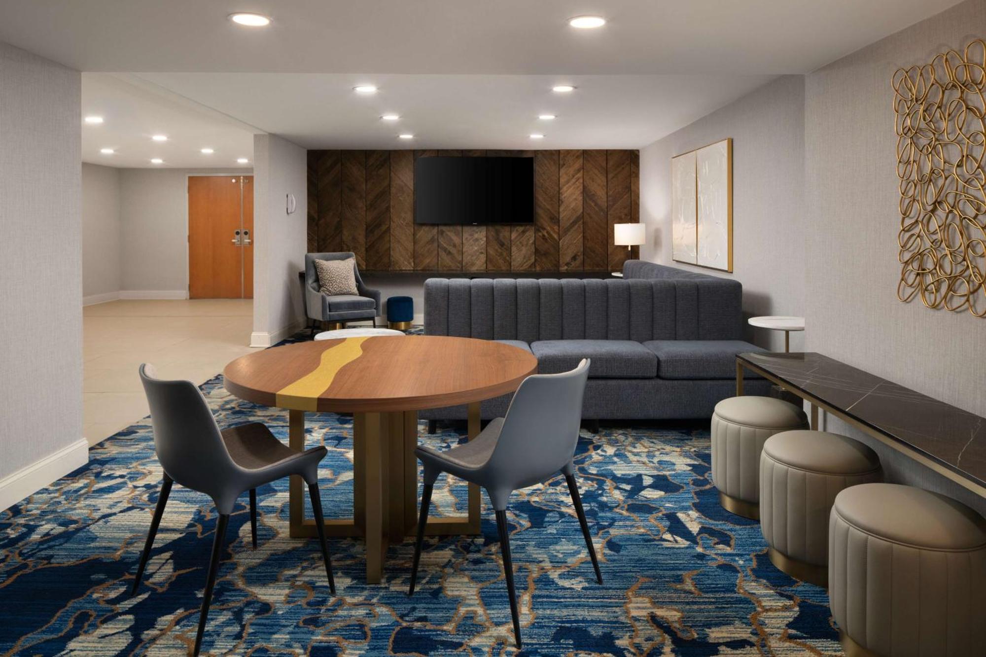 Doubletree By Hilton Baltimore North Pikesville Bagian luar foto