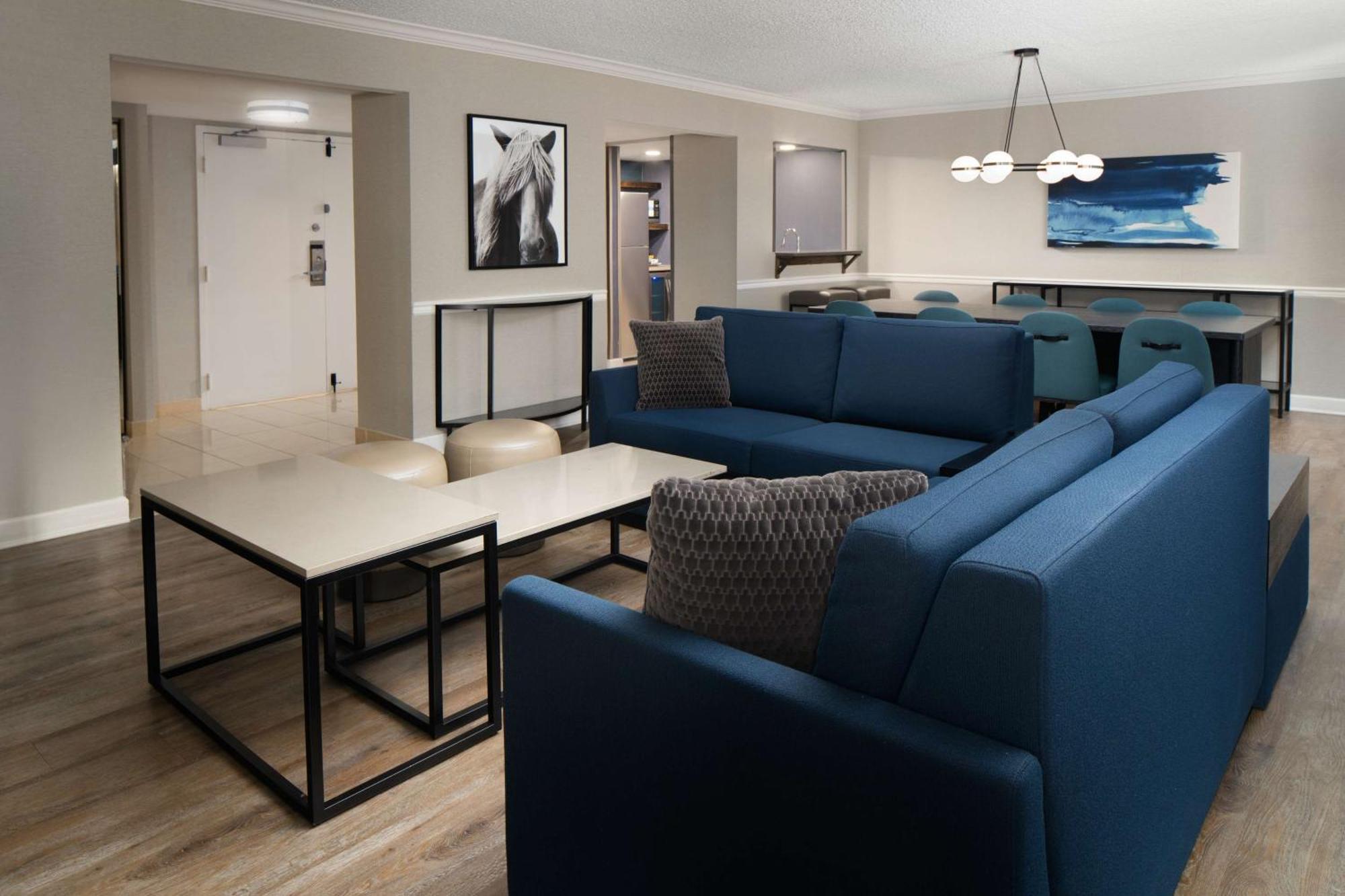 Doubletree By Hilton Baltimore North Pikesville Bagian luar foto